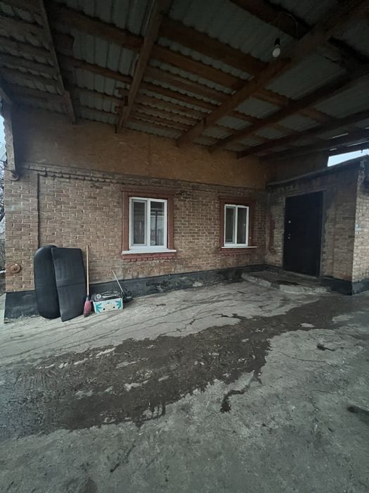 Продаж будинку по вулиці Нагірна .