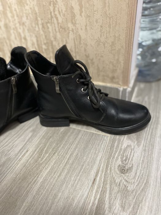 Осенние ботинки женские