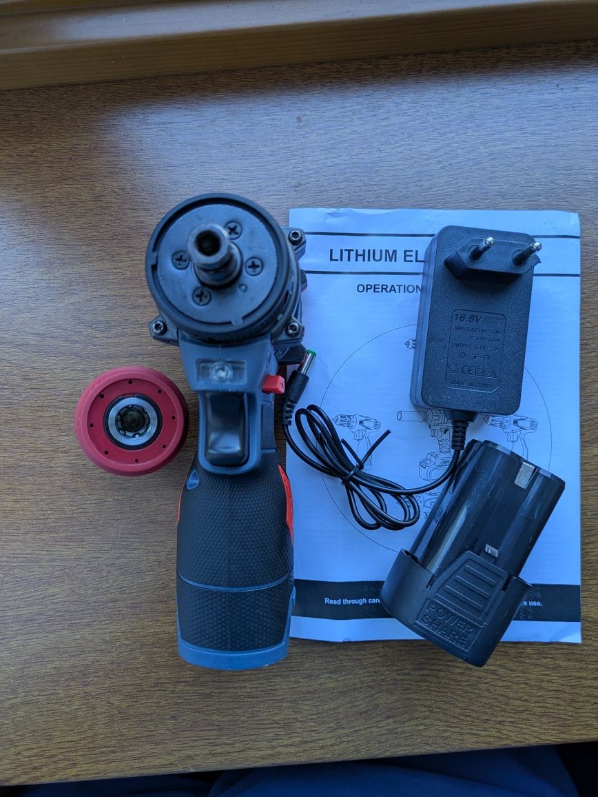 Шуруповёрт бесщеточный 16.8v