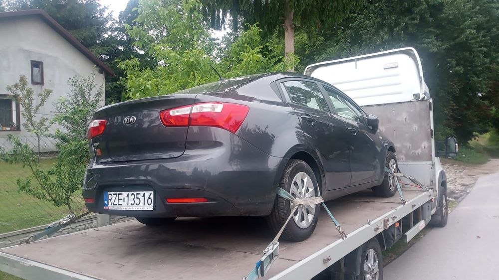 Кришка багажника седан Kia Rio 3 2012 2013 2014 2015 2016