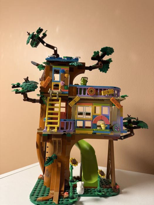 LEGO Friends Тусовка у будиночку дружби на дереві