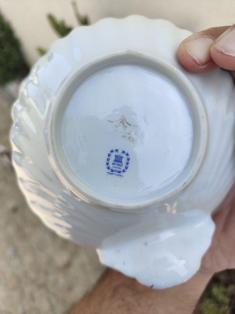 Pratos/Cinzeiros Antigos