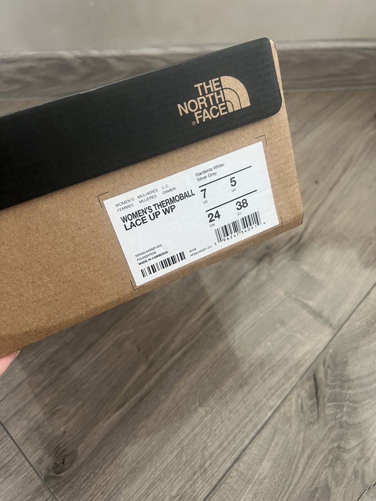 Зимние сапоги The North Face Women S Thermoball Lace Up Wp