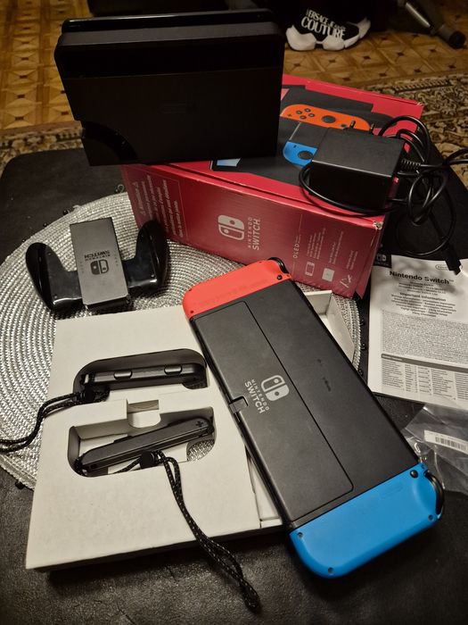 Nintendo Switch OLED