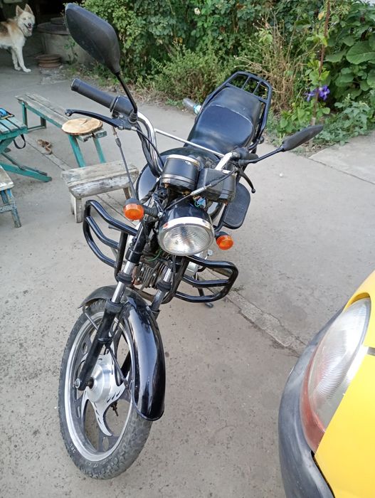 Продам мопед спарк 125