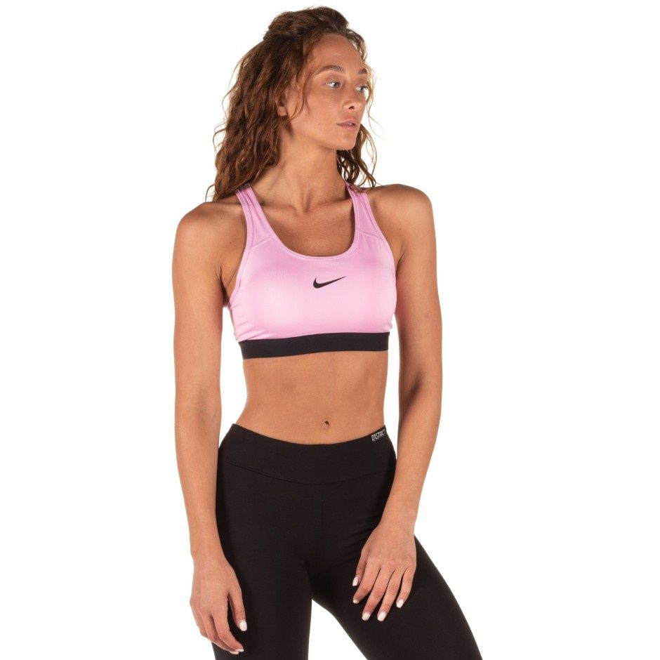 Спортивний топ Nike