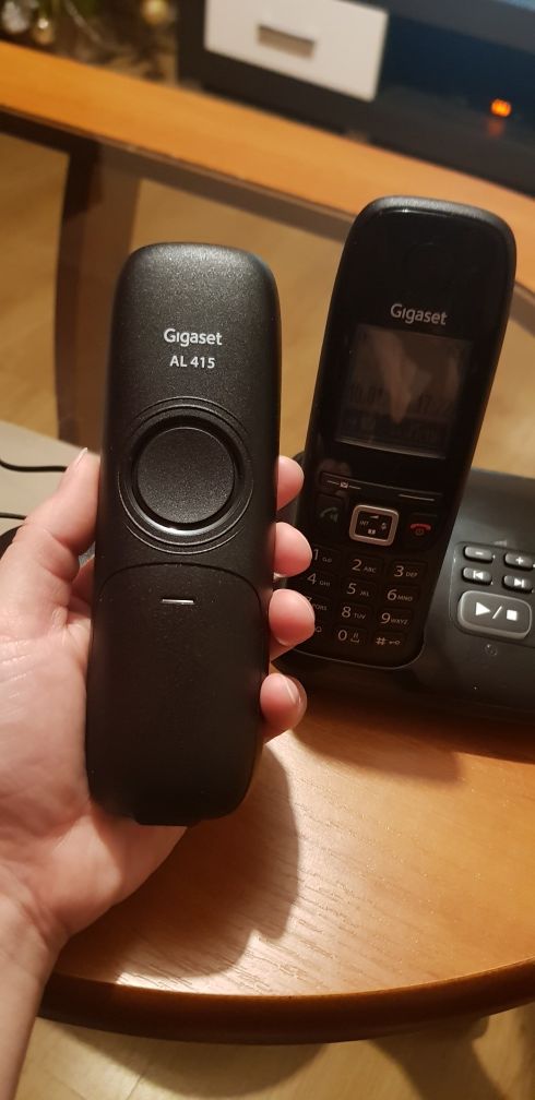 Telefony przenośne stacjonarne Gigaset A415 3 słuchawki. Domowy