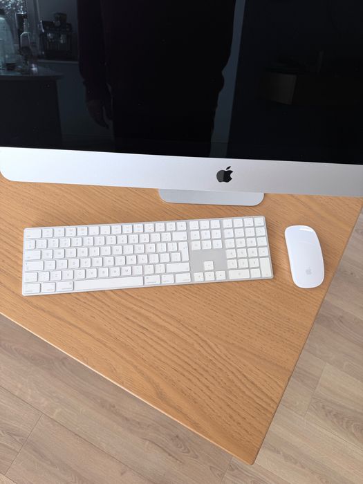 iMac 5K 27" 2019 / i5 3.7 GHz / 40GB RAM / Radeon 580X 8GB / FVAT 23%