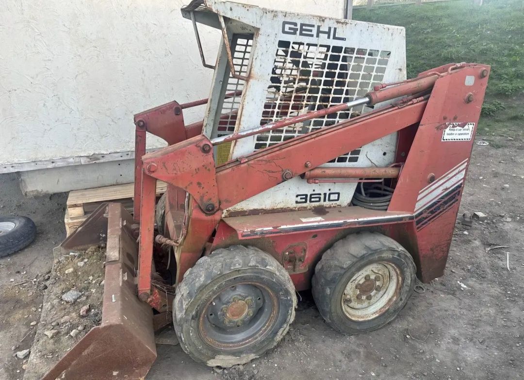 Miniładowarka Gehl 3610 jak Bobcat 543