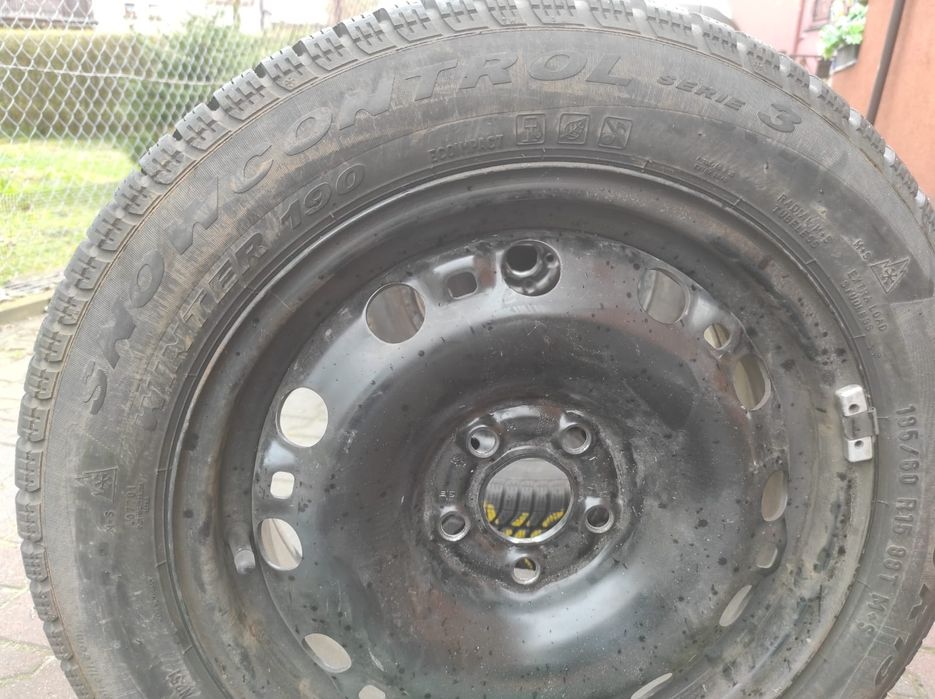 Koła zimowe Pirelli 185/60 R15, 5x100