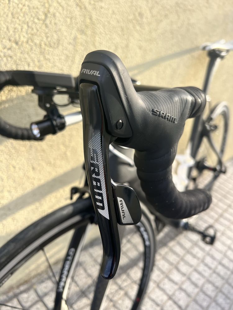 Bicicleta Pinarello Dogma F10
