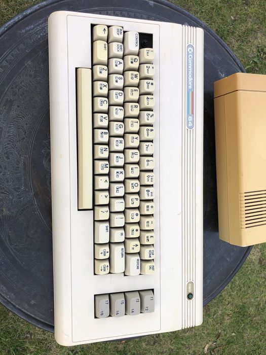 Klawiatura COMMODORE 64.