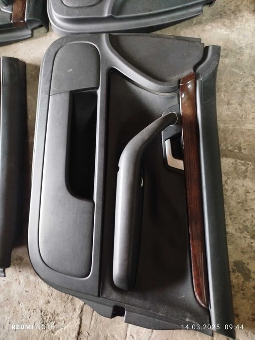 Карти дверні шкіряні audi a4b6