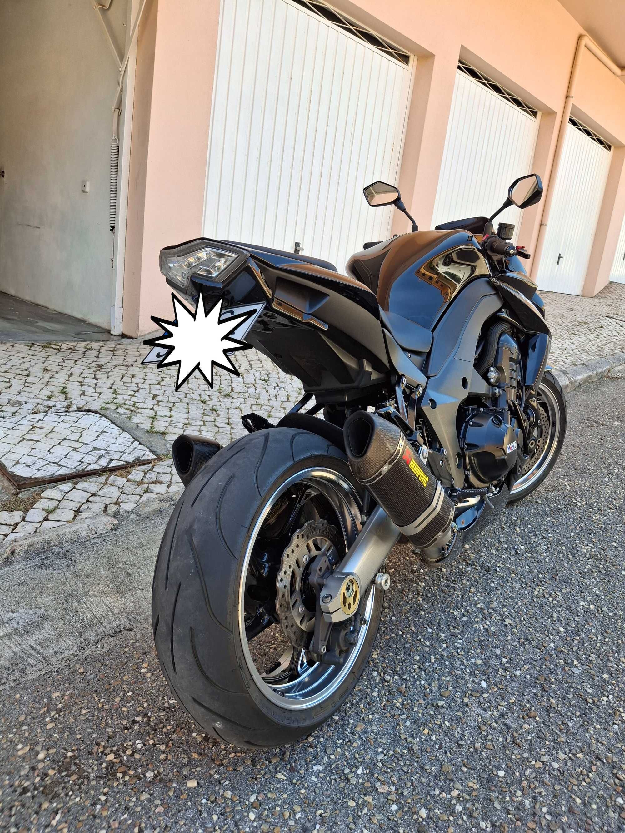 Kawasaki Z 1000 imaculada