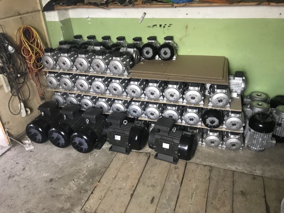 Електродвигатель rawel 15kw для Помпи hawk PX 1550