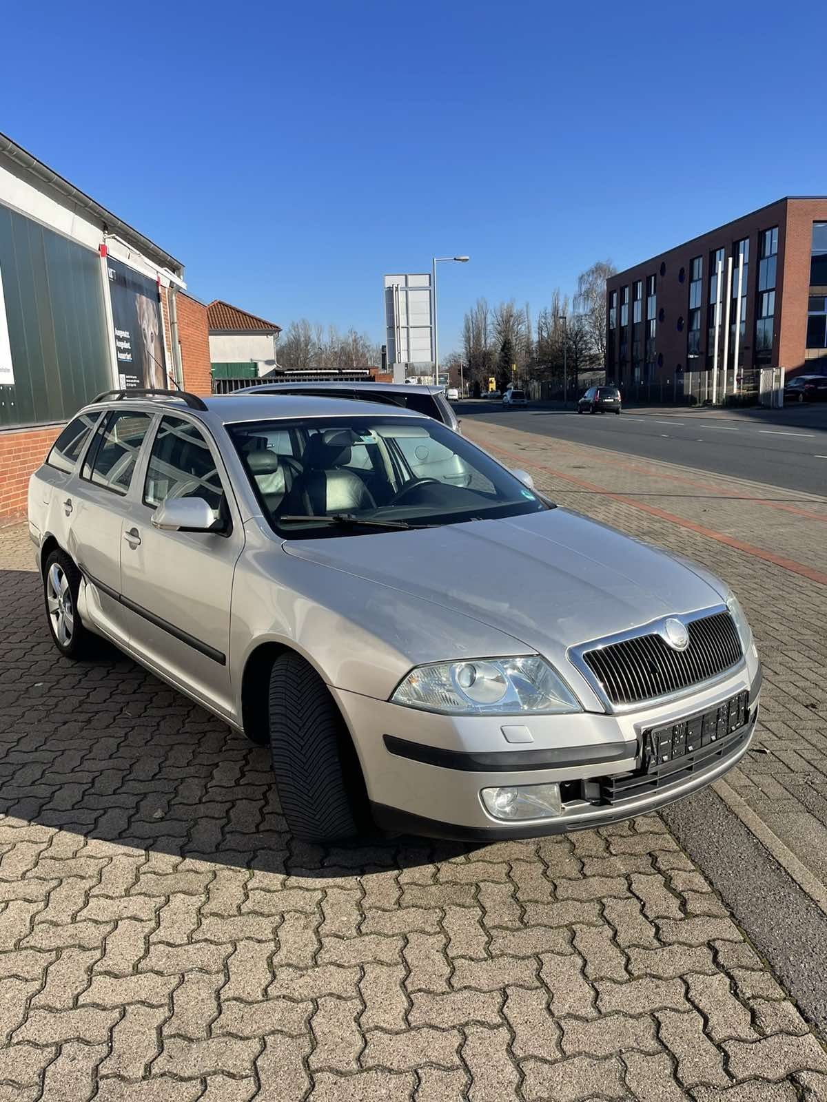 Skoda Octavia A5 2.0 tdi BKD DSG Шкода Авторозборка шрот запчастини