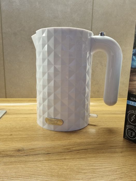 електрочайник CAMRY