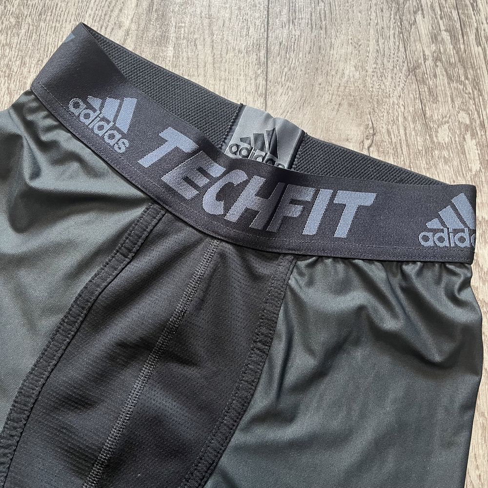 Мужские велосипедки трекинговые шорты Adidas techfit big logo