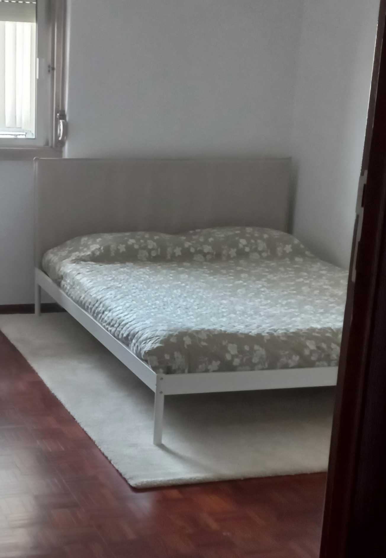 Cama casal Ikea KLEPPSTAD , Nova com colchão