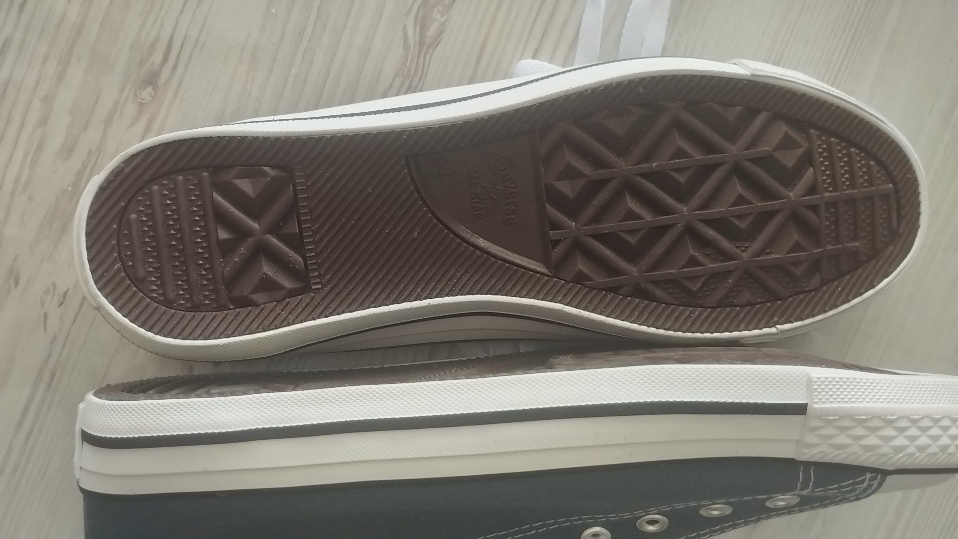 Кеды мужские Converse р 43.новые.