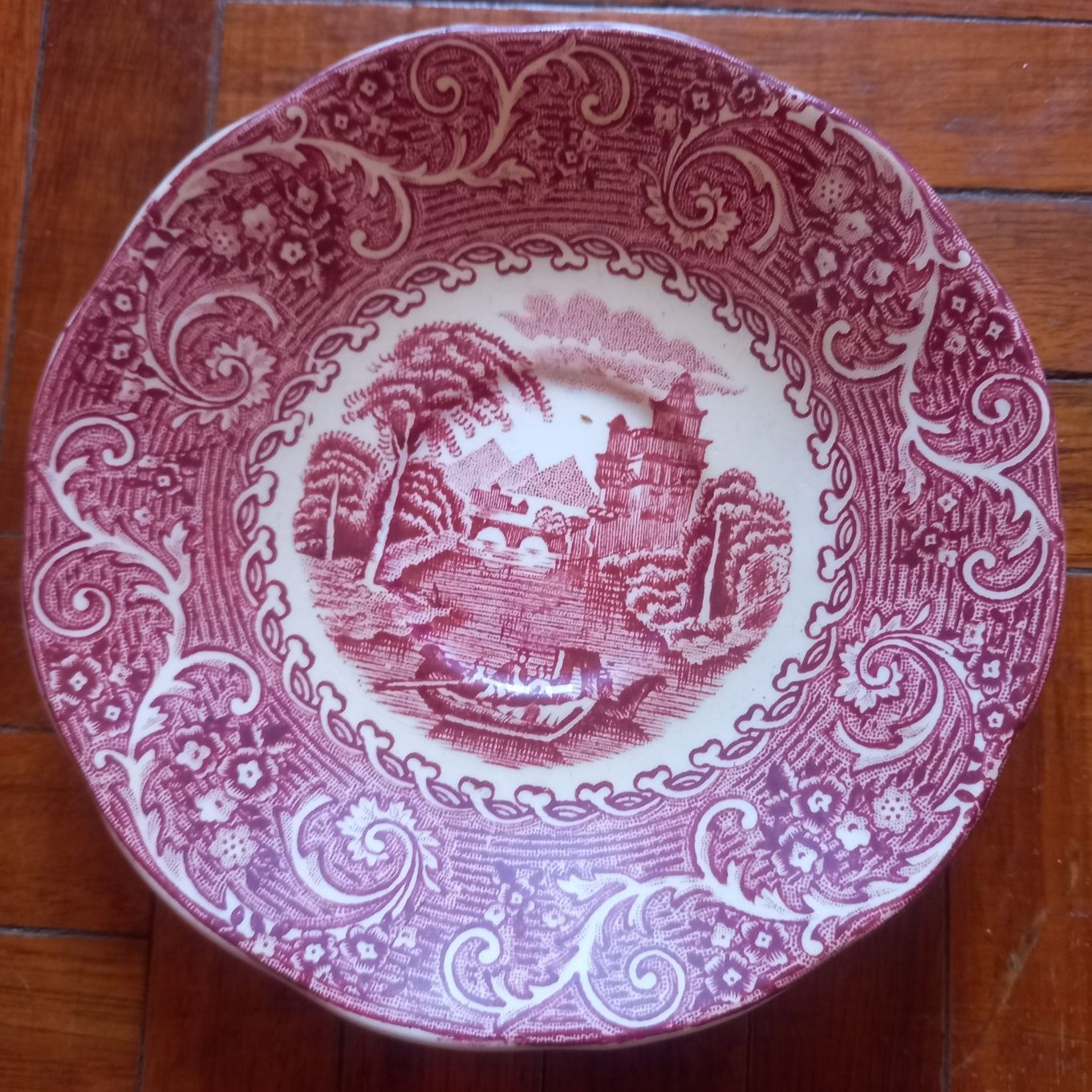 Loiça Inglesa Enoch Wedgwood (Tunstall) Lda  Chávena e Pires