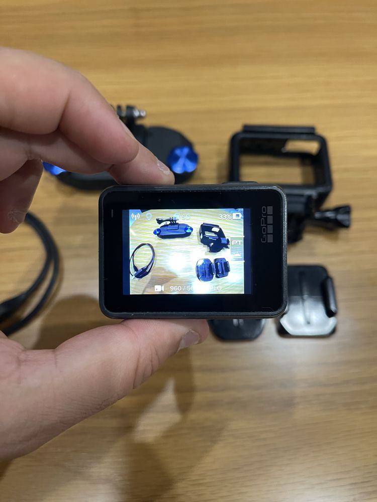 GoPro Hero 5 Black + Acessórios