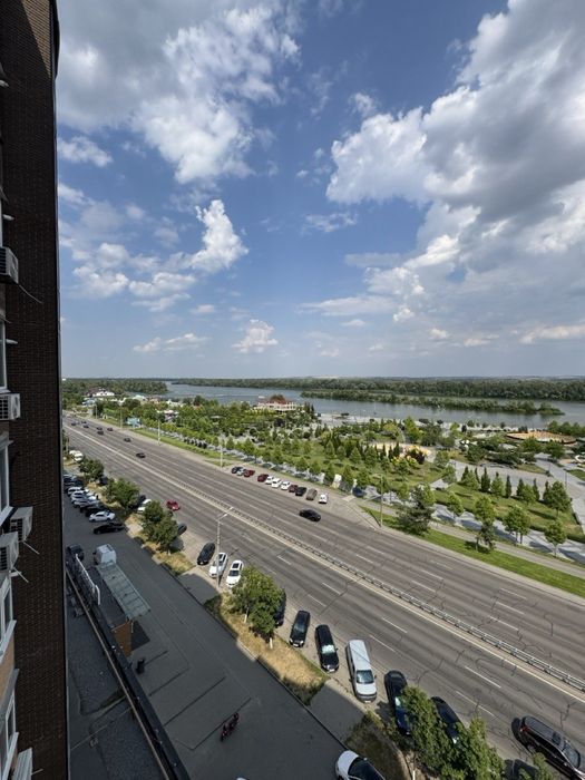 Продам квартиру ЖК Набережный Квартал/ ж/м Победа -1/Правый берег