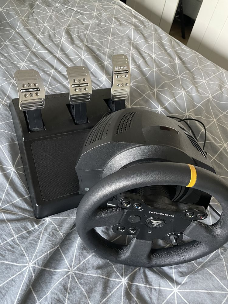 Kierownica + Pedały Thrustmaster TX leather edition