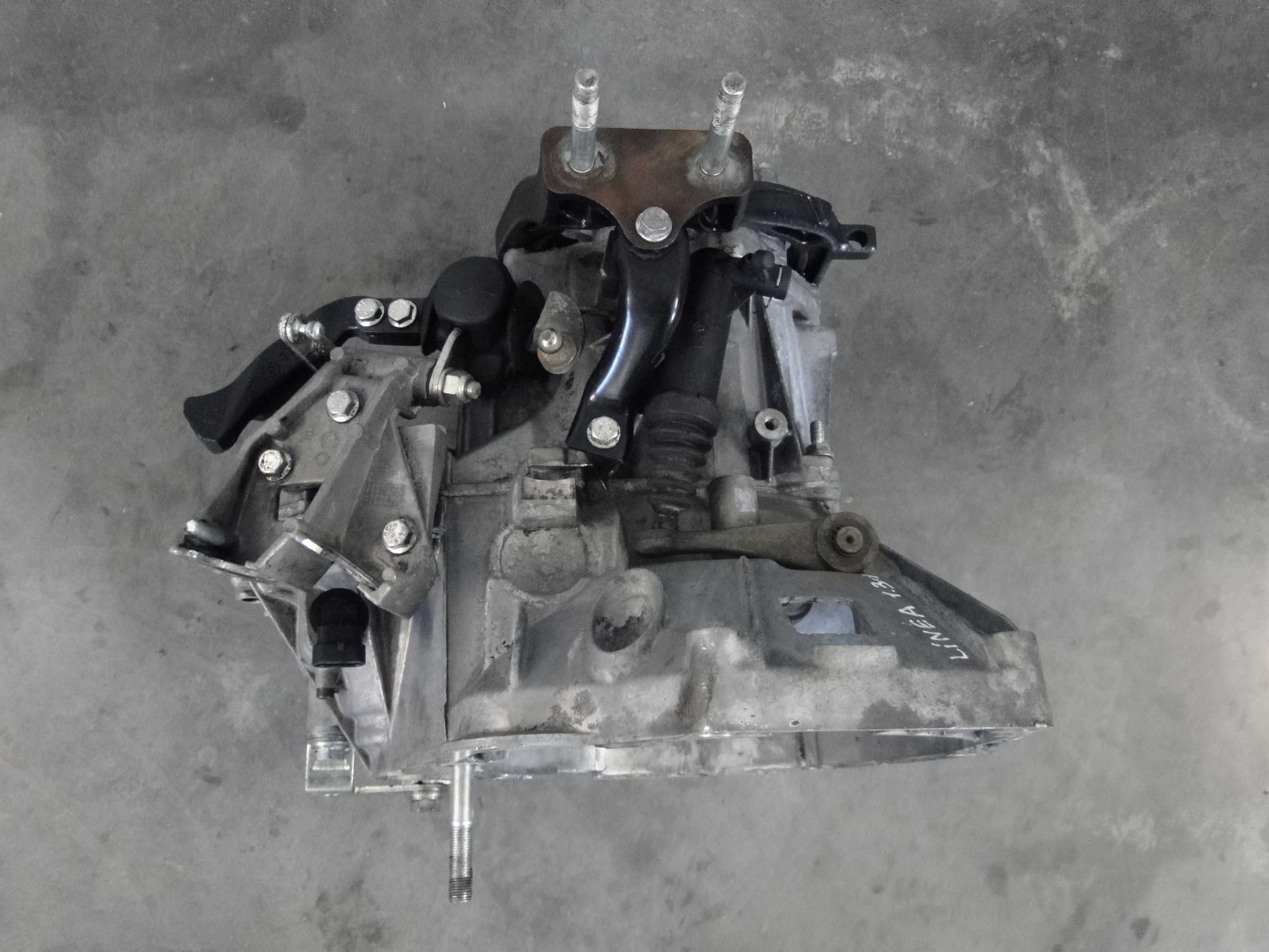 КПП МКПП коробка передач Fiat Linea Doblo 1.3 07-15р. 55211217