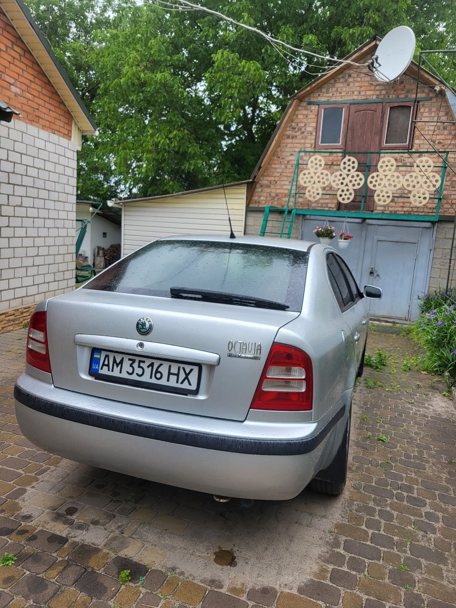 Продам легковий автомобіль