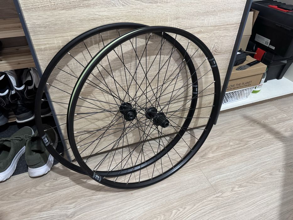 Komplet koł 29” 12x100, 12x148 WTB i25 Shimano