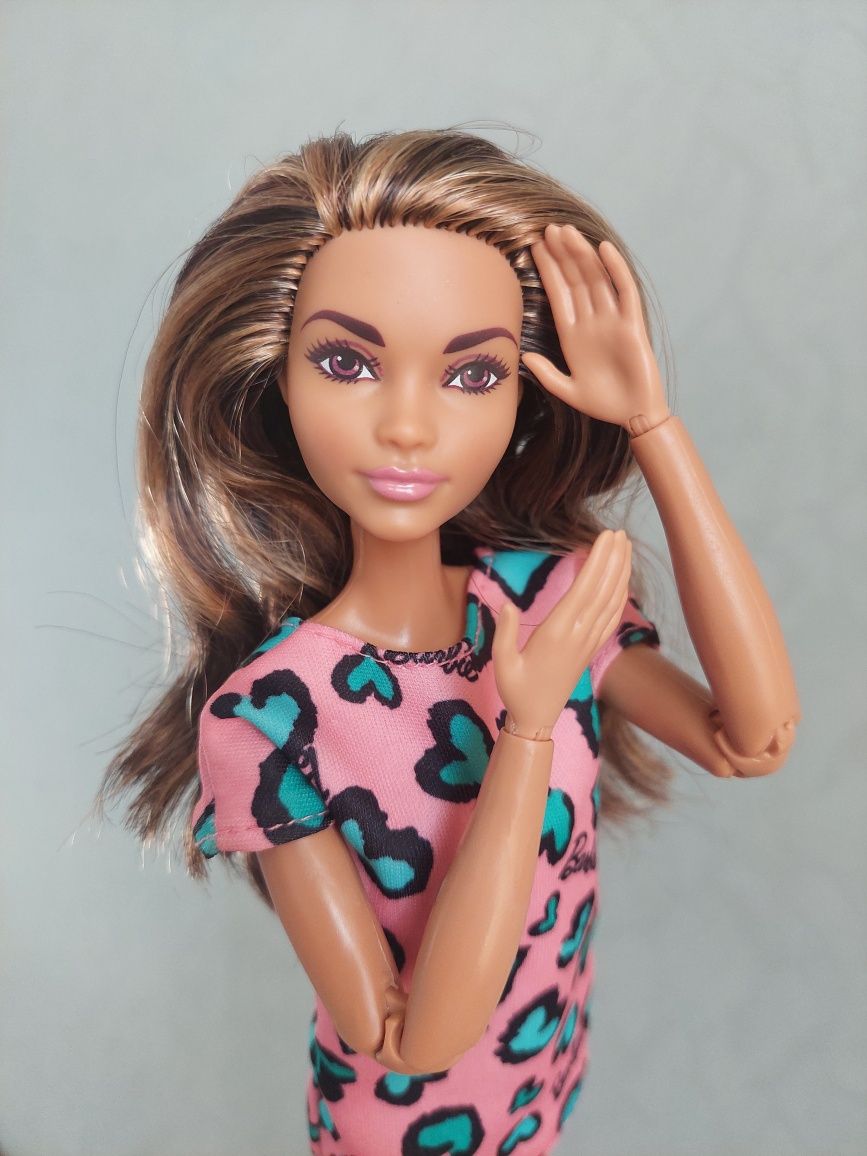 Барби скейтбордистка barbie made to move двигайся как я mattel