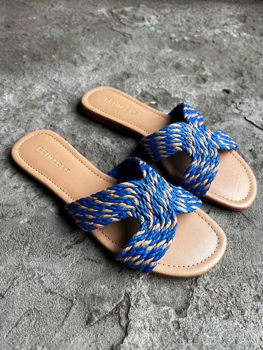 Яскраві шльопанці від Primark/нові