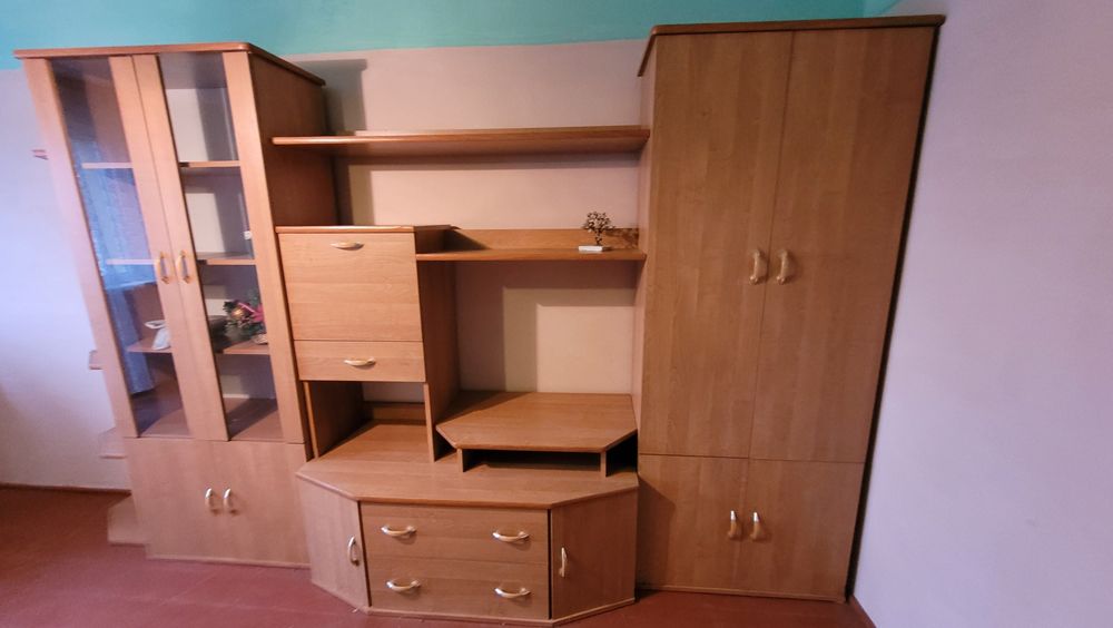 Meblościanka drewniana