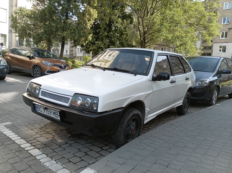 Продам ВАЗ 2109 .