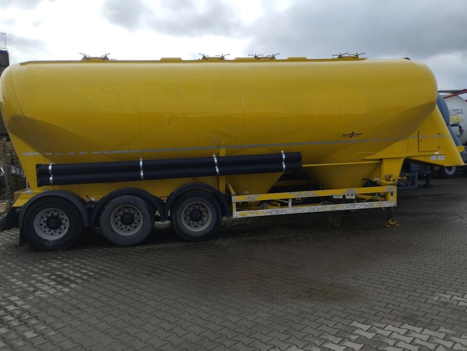 Spitzer SF2445/3P  Cementonaczepa Spitzer 45 m3