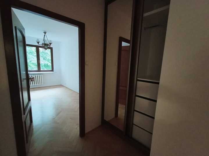 Biuro po remoncie, 4 pokoje, Stegny
