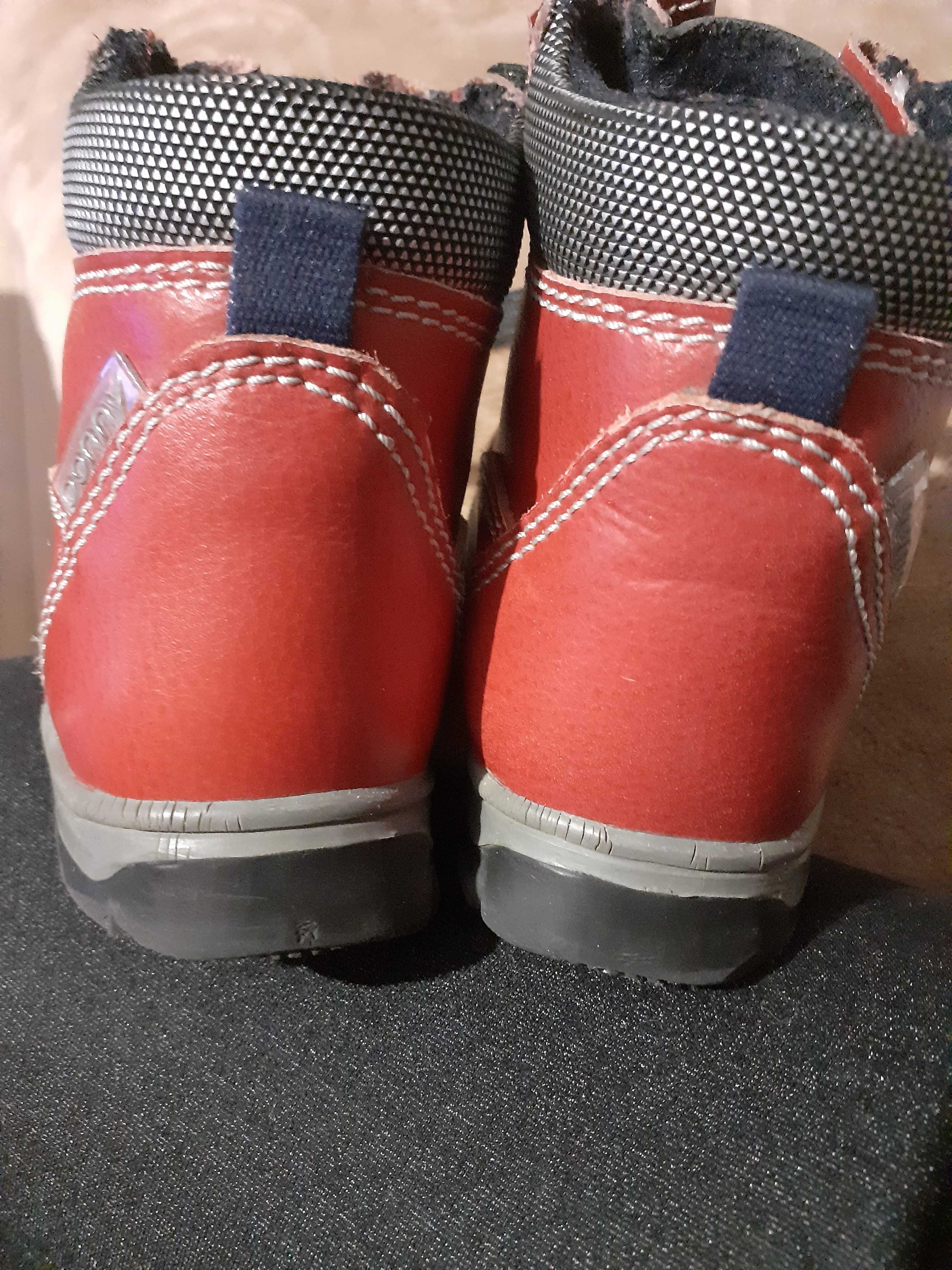 Sliczne ocieplane traperki, buty zimowe  botki bordowe 24 skorzane.