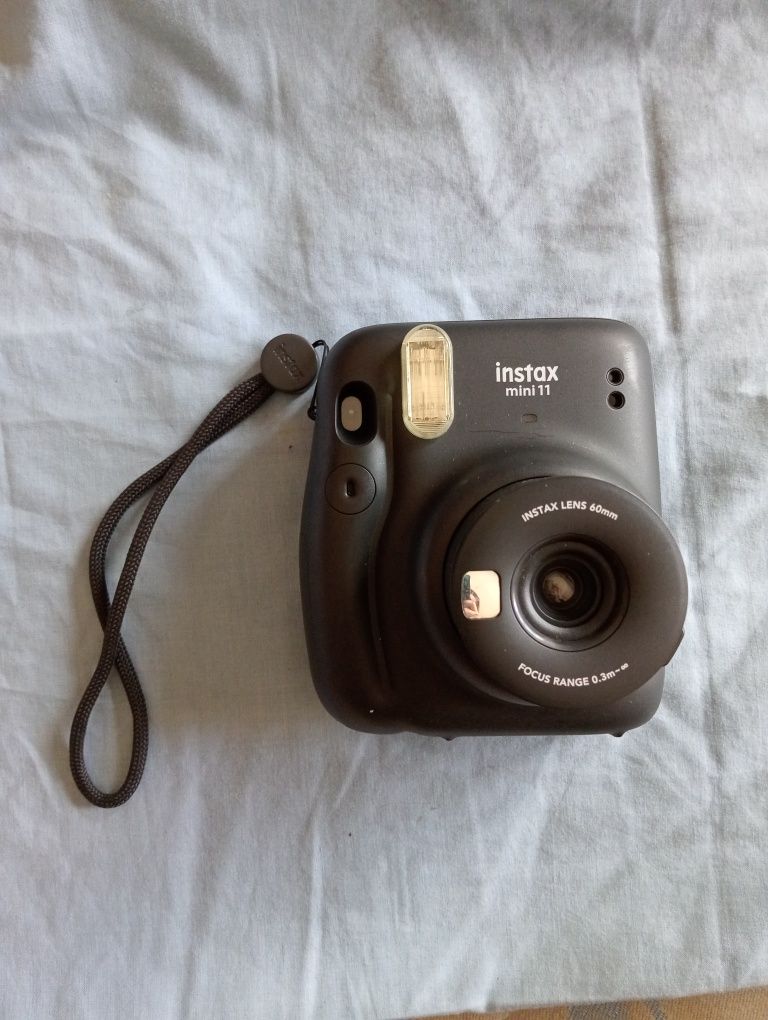 Câmera Instax mini 11