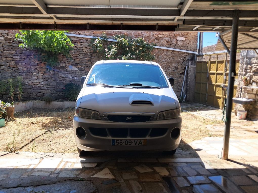 Hyundai H1 2003 2.5turbo