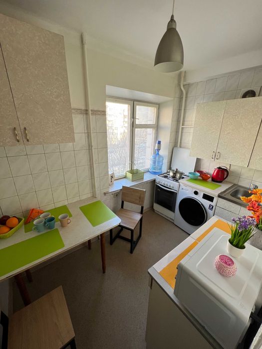 Новий хостел за 10 хвилин від НСК Олімпійський!--555.biz.ua