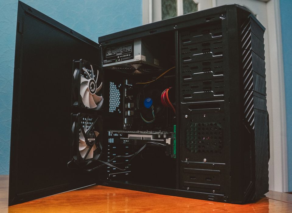 Бюджетний ігровий ПК i3-6100 | RX 560 2GB | 8 GB | 120 SSD