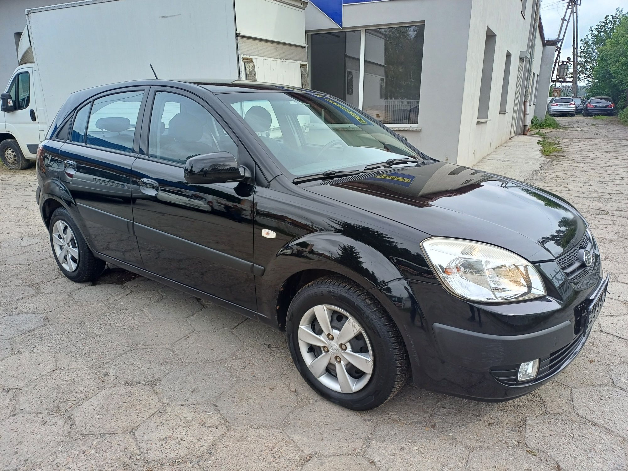 Ładna Kia Rio  2009r 1.4 cm benzyna 104 tyś przebiegu klima