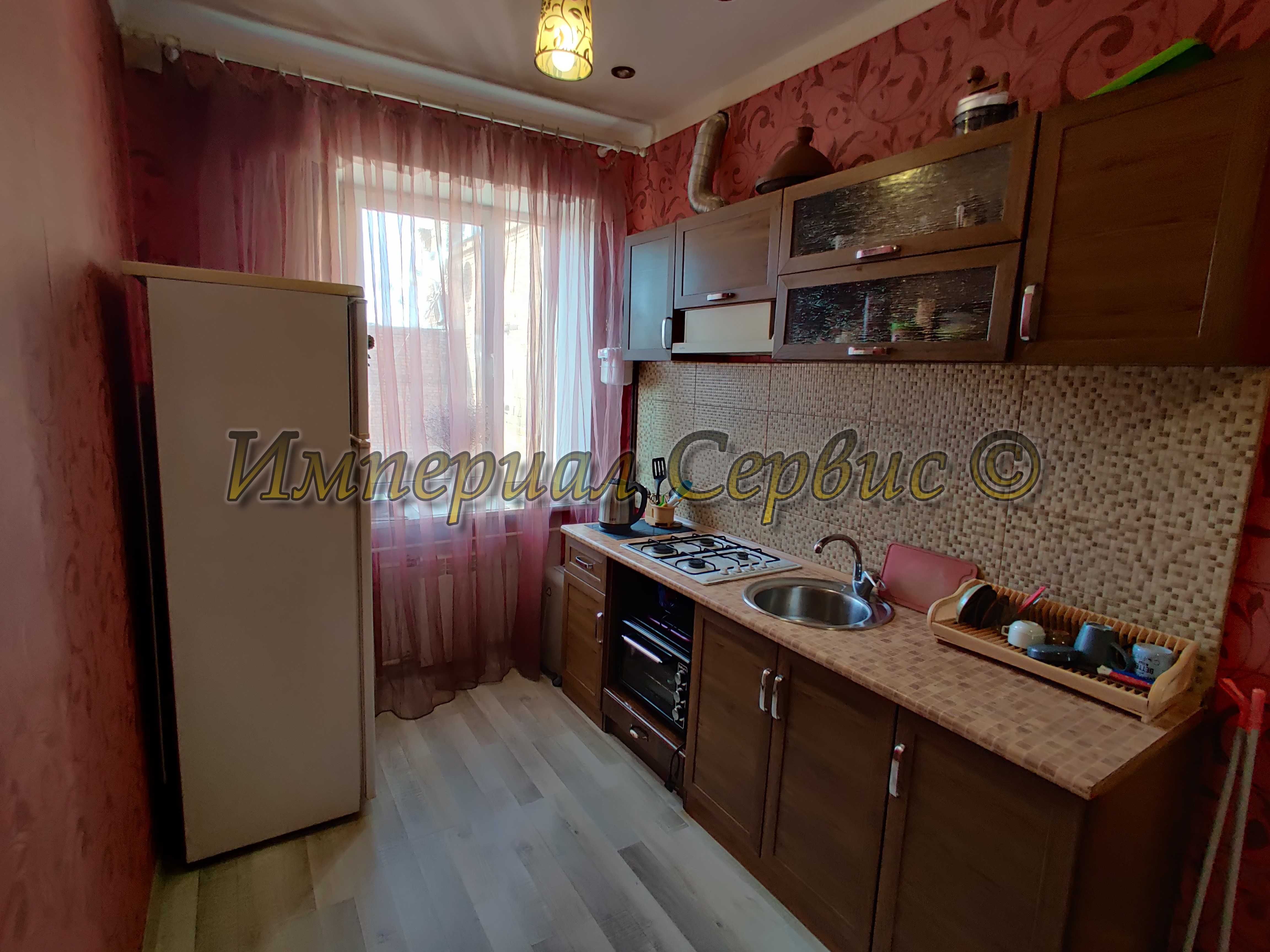Продам 2 комнатную квартиру на Металлургов