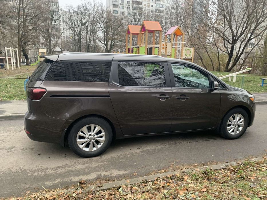 Автомобіль KIA SEDONA 2017