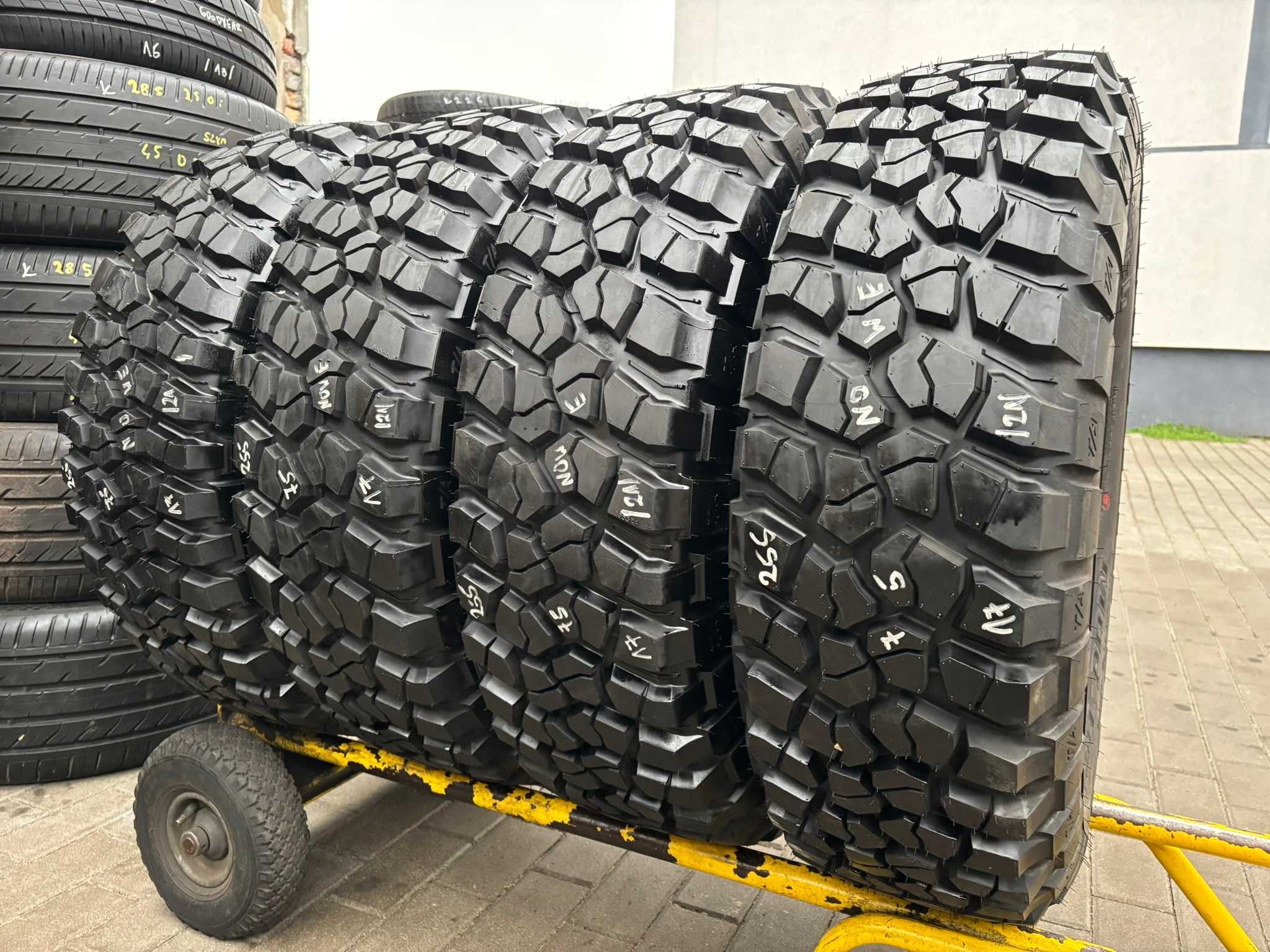 4 Opony Całoroczne 255/75R17 111/108Q BFGOODRICH MUD-TERRAIN T/A 2021R