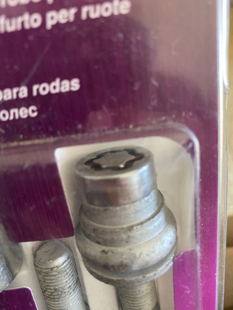 Parafuso de jante anti furto