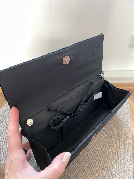 Torebka kopertówka czarna elegancka odpinany pasek 2 paski