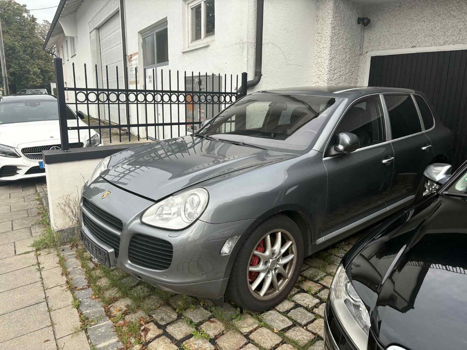 Porsche Cayenne Turbo 4.5 450 km 2006