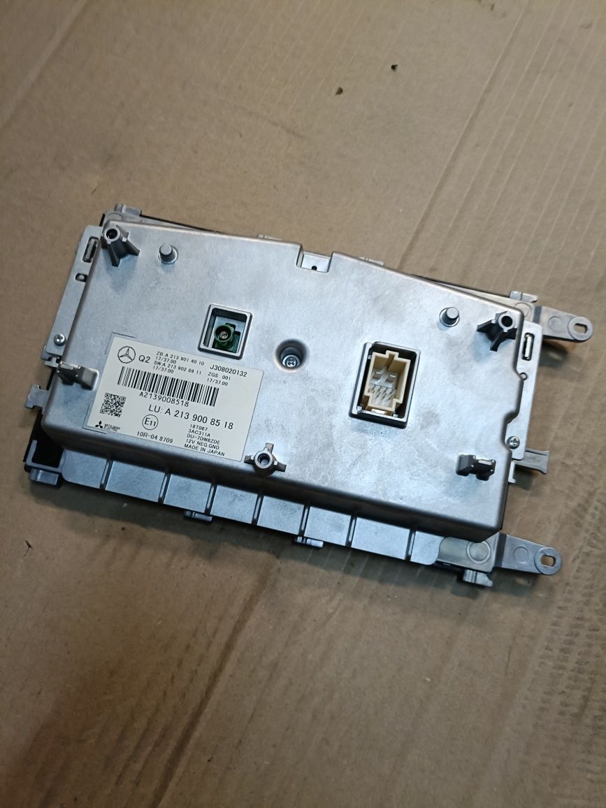 Mercedes w213 wyświetlacz LCD radia  a213900.8518 nawigacja części